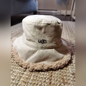 UGG hat